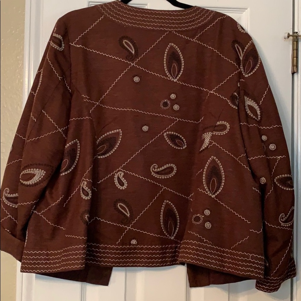 Jacket - Picture 4 of 6